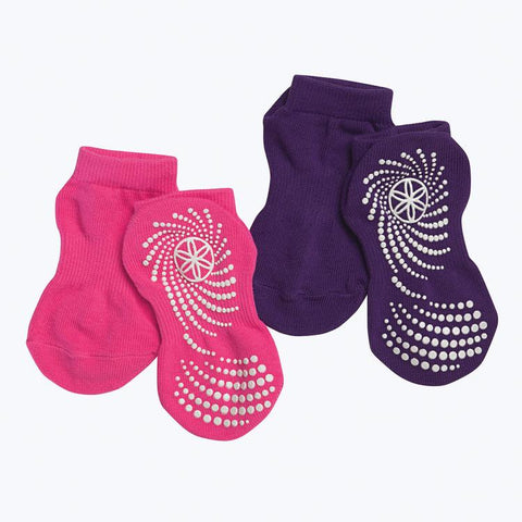 Kids 2-Pack Grippy Socks pink and purple laydown