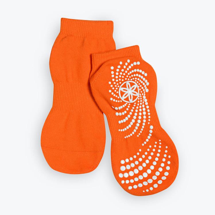 Kids 2-Pack Grippy Socks orange laydown