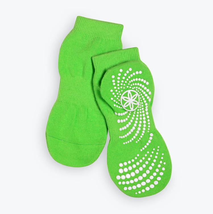 Kids 2-Pack Grippy Socks green laydown